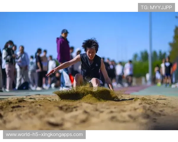 燃爆全场！运动员“拼尽全力”冲刺到底！——极限背后的装备与信念