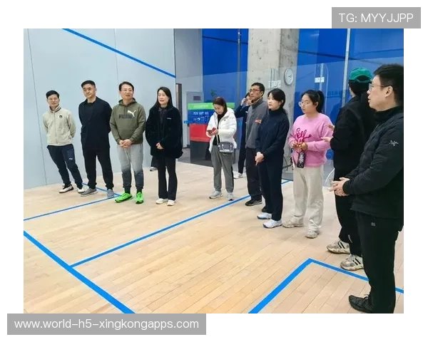 壁球入奥后的首个暑期,全国各地的青少年壁球夏令营已早早售罄。 壁球入奥后的首个暑期,全国各地的青少年壁球夏令营已早早售罄。